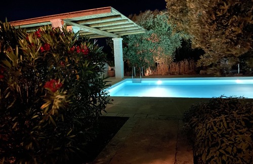 Ostuni Villa | Trullo Dipinto: private pool, secluded, yet central location for beach & culture