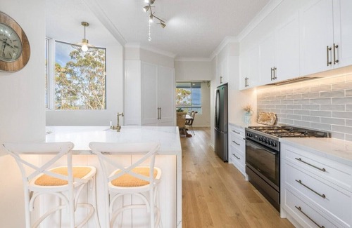 Burleigh Heads House | Truly exceptional 6 Bedroom Oasis in Burleigh Heads