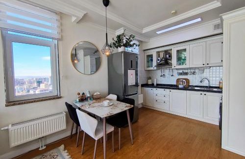 Downtown Ulaanbaatar Apartment | Tsengeldekh:Cozy 1 BR Apt Queen bed Naadam stadium