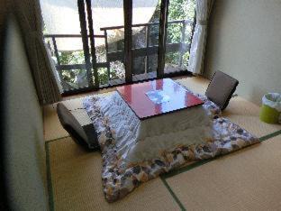 Chuo Ward House | tsukigakireidesune