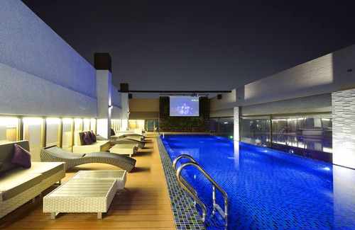 West District Hotel | Tsun Huang Hotel