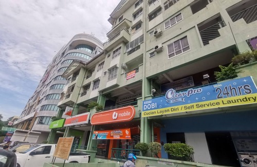 Downtown Kota Kinabalu House | TT #2 Kota Kinabalu Town/2Rooms 7px/Waterfront/Gayastreet/Api-api apt/2hse14pax