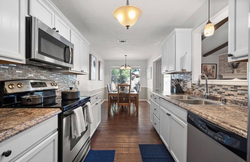 Lubbock House | TTU Gem w/Fireplace & Comfort