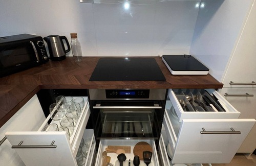 Municipality of Delft Bed & Breakfast | TU DELFT 7min>City-Long Stay-Delta West room 4