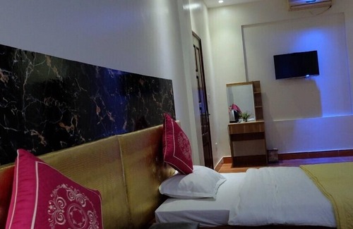 Dong Anh Hotel | Tuan Tu Hotel