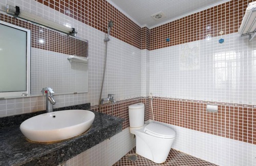 Dong Anh Hotel | Tuan Tu Hotel