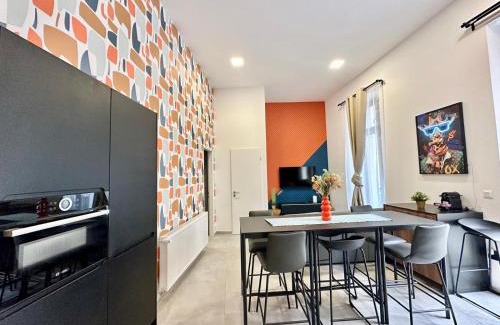 Erzsebetvaros Apartment | TubLife Terrace Suite - PRIVATE JACUZZI - FreeParking