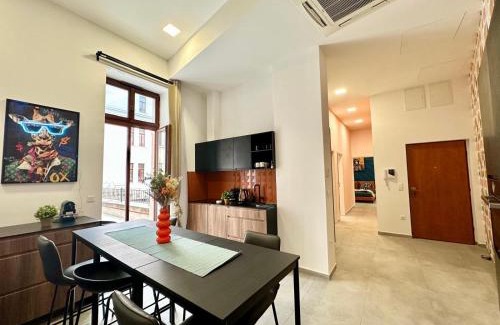 Erzsebetvaros Apartment | TubLife Terrace Suite - PRIVATE JACUZZI - FreeParking