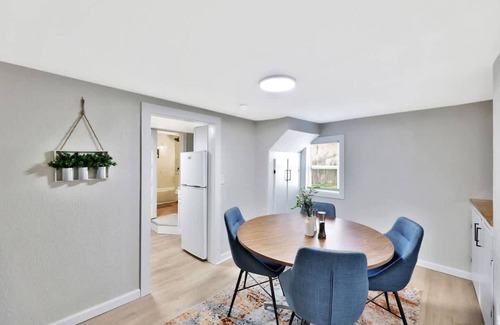 Sunnyside House | Tucked Away Chalet! 2BD with ~Fully Fenced Yard~