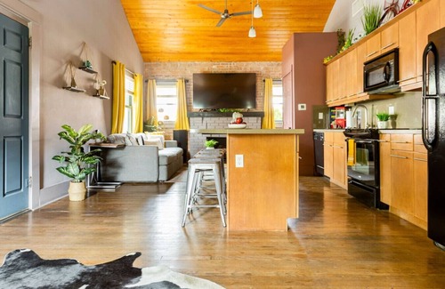 West University House | Tucson 2BR Casita – Near UofA + Free Parking & Patio