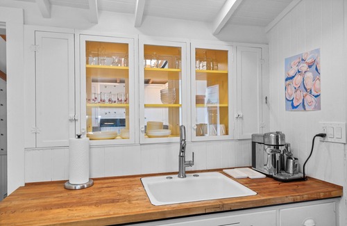 Tucson House | Tucson Bungalow - Walk to U of A!