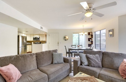 Quail Canyon Condo | Tucson Escape w/Outdoor Community Pool & Hot Tub!