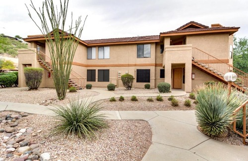 Quail Canyon Apartment | Tucson Escape with Outdoor Community Pool and Hot Tub!