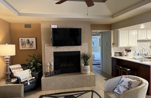 Tucson Condo | Tucson Escapes at Sabino Cnyn King, queen, office, pets, pool, and pickle ball