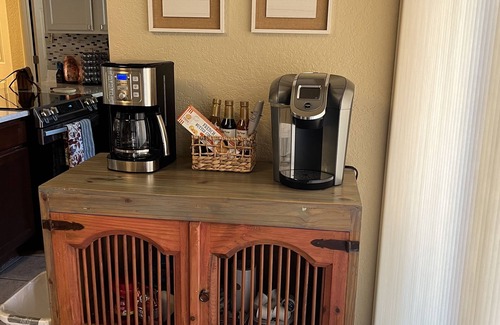 Tucson Condo | Tucson Escapes at Sabino Cnyn King, queen, office, pets, pool, and pickle ball