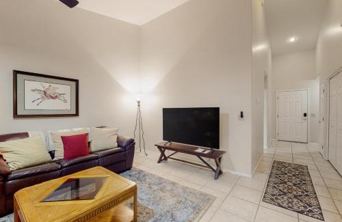 Casas Adobes House | Tucson National #8689