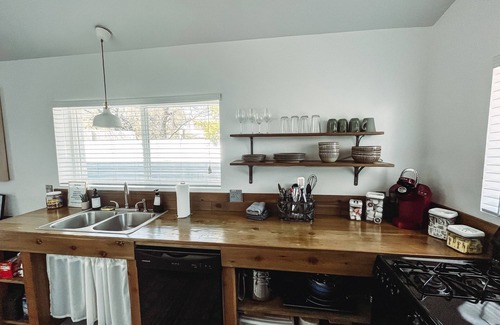 Swan Way Park House | Tucson's Midtown Studio- The Santa Rosa Casita