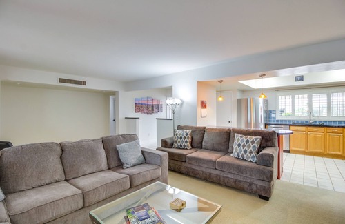 Northridge Estates House | Tucson Townhome w/Shared Pool in 55 + Community!