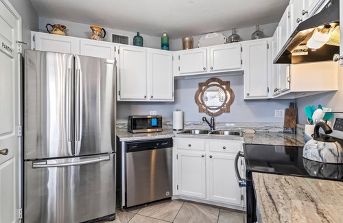 Tucson Condo | Tucson Ventana Canyon Condo Catalina Foothills Stunning Views, AC, Wifi, Pool