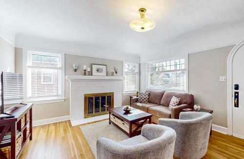 Bremerton House | Tudor Casa