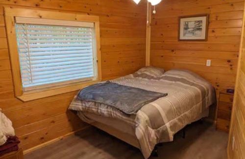 South Rutland House | Tug Hill Fisherman's Paradise Rural and Quiet - Downstairs