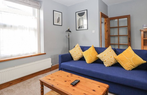 Chippenham House | TUGELA, pet friendly, with a garden in Chippenham