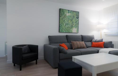 Camino de Ronda Apartment | tuGuest Pedro Antonio Apartment