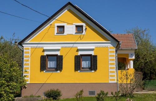 Kercaszomor Apartment | Tulipán Vendégház Kercaszomor