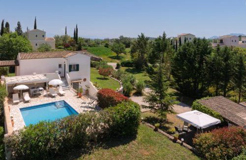 Poulades Villa | Tulip House Pool Villa in Corfu