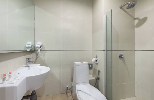 Kota Kinabalu Hotel | Tune Hotels - 1 Borneo, Kota Kinabalu