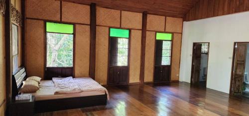 Rim Nuea Bed & Breakfast | Tung Tong Homestay & Camping