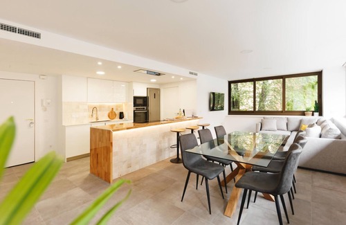 Eixample Apartment | Turbau Entresol B - Holiday Apartment Rental Girona | Bravissimo