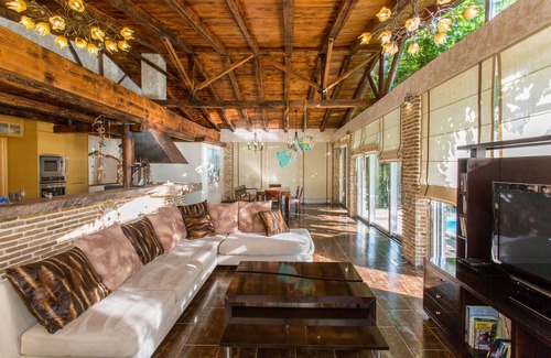 Nea Makri Villa | Turdus Merula Retreat - Our beloved Home