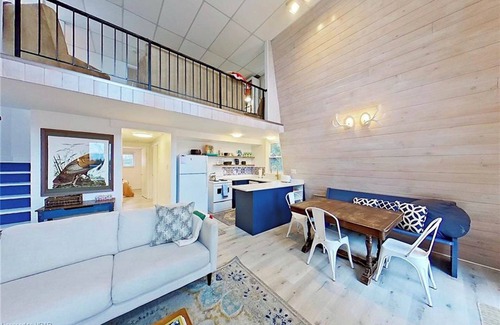 Bluewater Cottage | Turkey Perch - *Hot Tub* Private Lake Access
