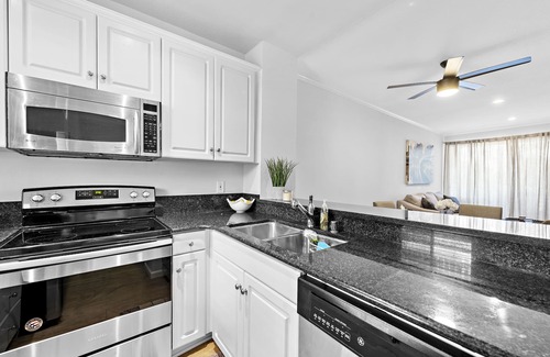 Huntington Beach Condo | Turnkey Surf Designer, furnished Condo with amazing Amenities!