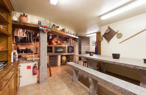 Alella House | TURO - Large house in Alella, 15 minutes from Barcelona and 5 min. from the beach