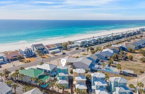 Sunnyside House | Turquoise Tail