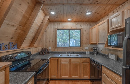 Wright City Ski Chalet | Turrach Ridge Retreat by Innsbrook Vacations!
