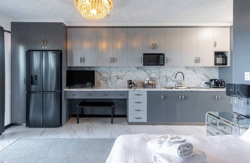 Mackay Regional Apartment | Turtle Beach