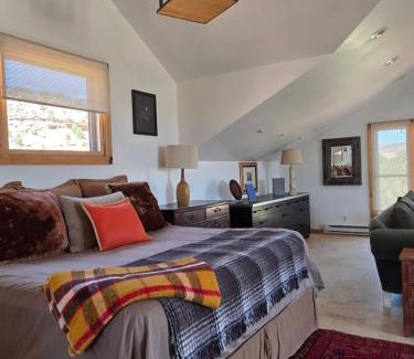 Escalante House | Turtle Rock Ranch
