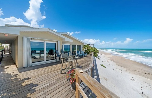 Melbourne Beach Apartment | Turtle's Eggs Beach Front Unit# 03