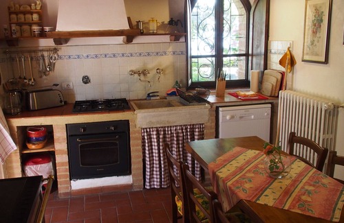 Gaiole in Chianti Apartment | Tuscan apt. magnificent panorama, pure nature, relaxation, private pool, WiFi