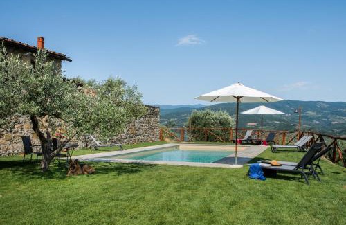 Pontassieve Apartment | Tuscan farmhouse with spectacular views