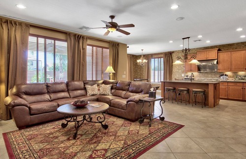 Freeman Farms House | Tuscan Getaway in the Heart of Gilbert!