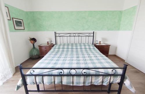 Montespertoli House | Tuscan Orchard
