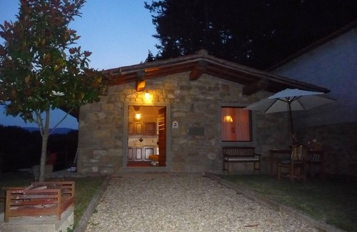 Pratovecchio House | Tuscany, a medieval village with swimming pool and views of the castle of the Co