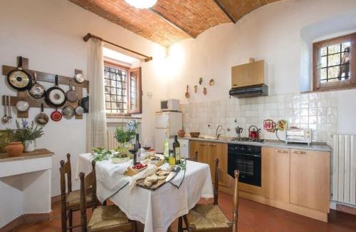 Romola House | Tuscany Bliss Garden Retreat