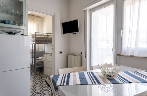 Marina di Carrara Apartment | Tuscany By the Sea! Holiday Apt x4