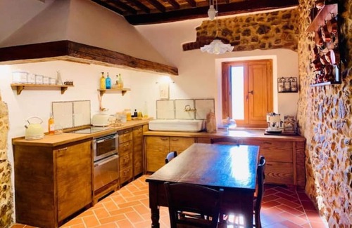 Porrona Apartment | Tuscany, Elegant apartment in an ancient village