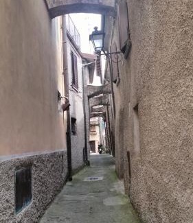 Pontremoli Apartment | Tuscany, Pontremoli, Italy Swallows Court Lovely home sleeps 2 to 4 people